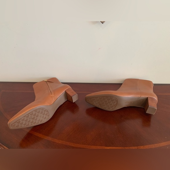 NWOT Ralph Lauren Willa Brown Leather Ankle Booties - Picture 6 of 9